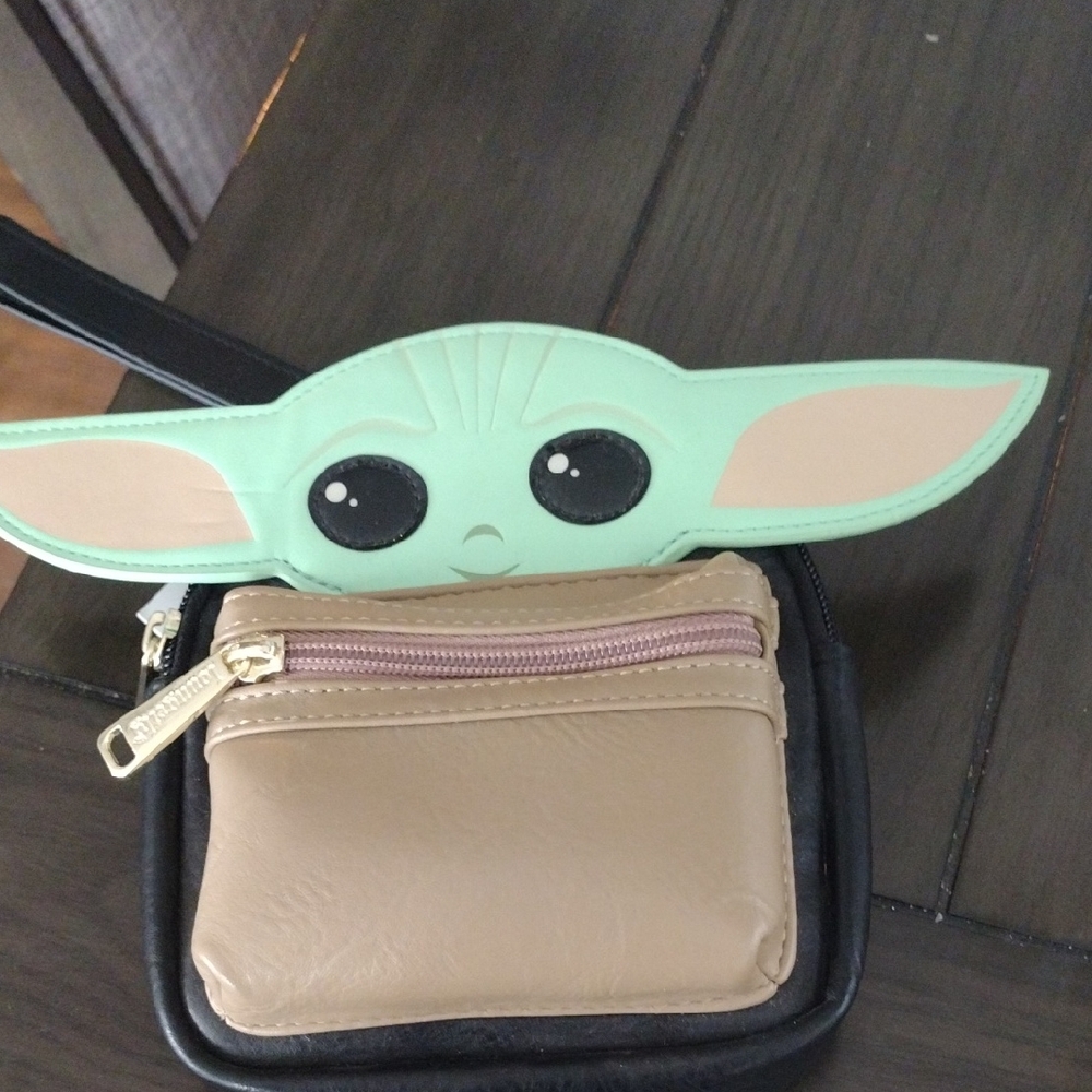Star Wars Loungefly Green and Tan Character Crossbody Bag